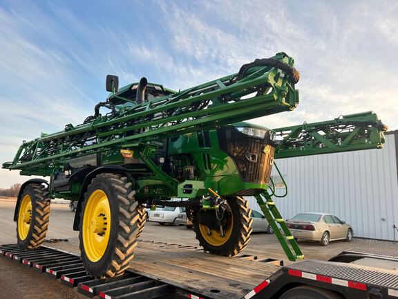 2024 John Deere 412R Sprayer/High Clearance