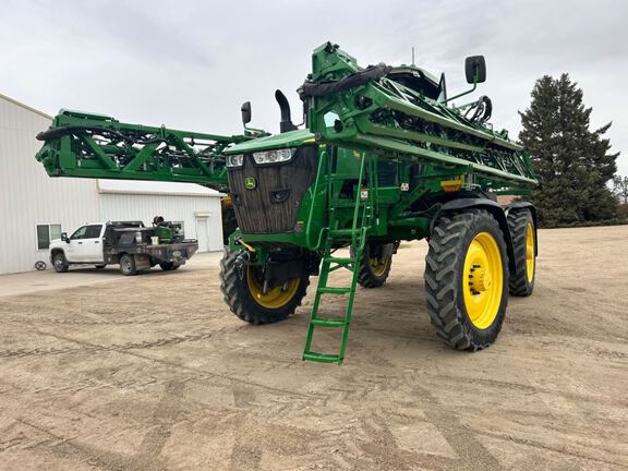 2024 John Deere 412R Sprayer/High Clearance