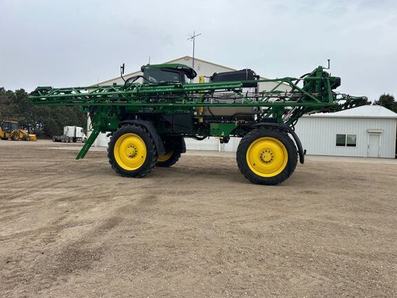 2024 John Deere 412R Sprayer/High Clearance