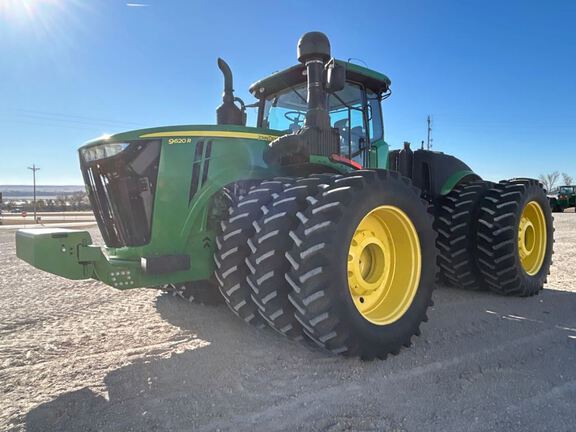 2017 John Deere 9620R Tractor 4WD