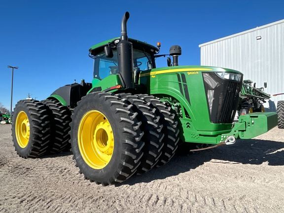 2017 John Deere 9620R Tractor 4WD