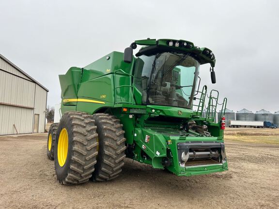 2024 John Deere S790 Combine