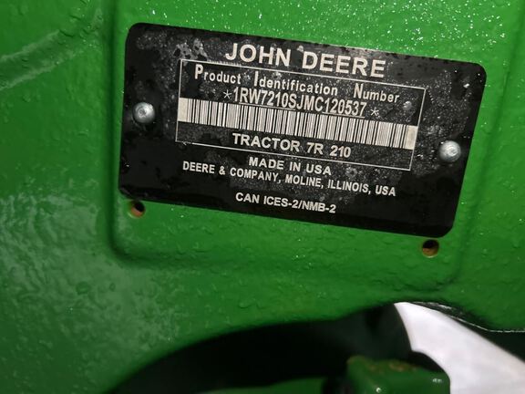 2021 John Deere 7R 210 Tractor