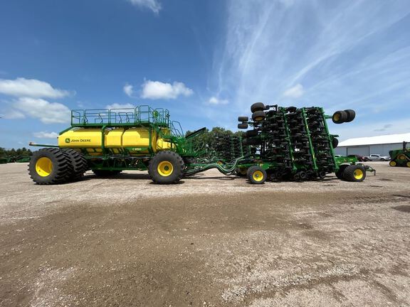 2023 John Deere N560F-C850 Air Seeder