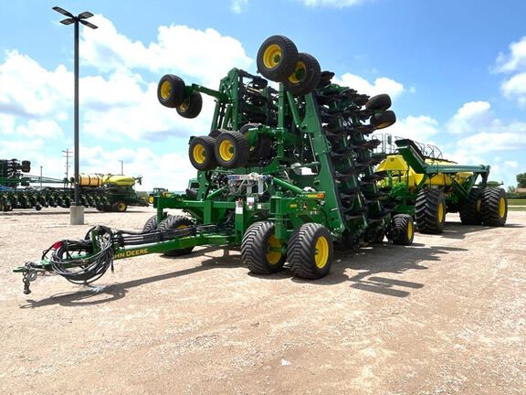 2023 John Deere N560F-C850 Air Seeder