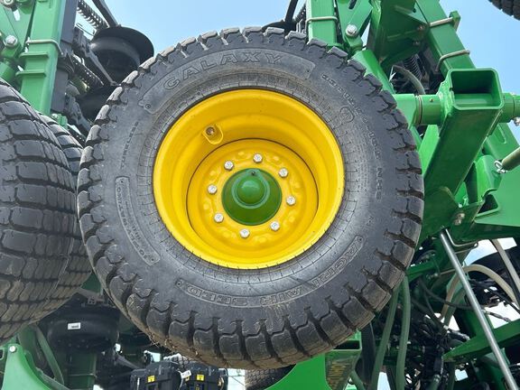 2023 John Deere N560F-C850 Air Seeder