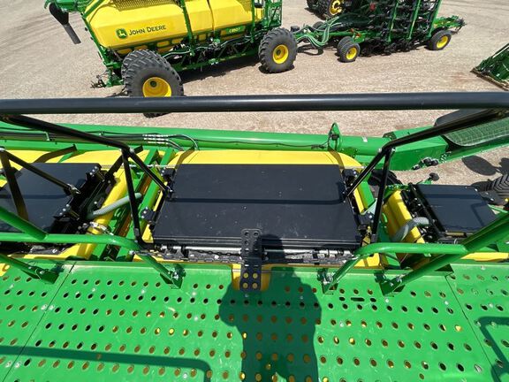 2023 John Deere N560F-C850 Air Seeder