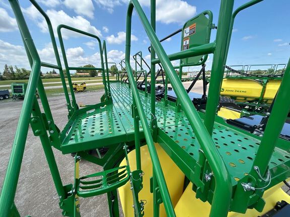 2023 John Deere N560F-C850 Air Seeder