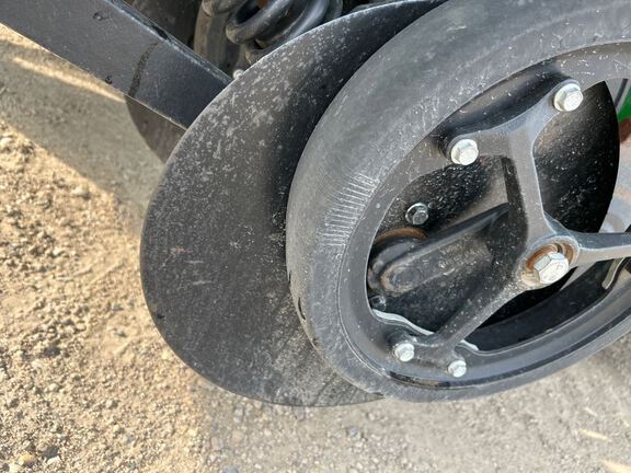 2024 John Deere N560F-C850T Air Seeder