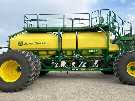 2024 John Deere N560F-C850T Air Seeder
