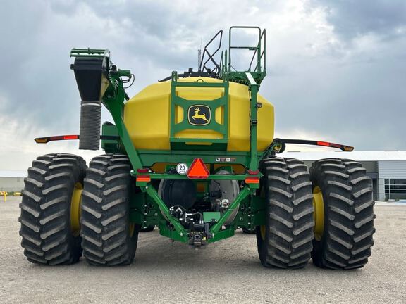 2024 John Deere N560F-C850T Air Seeder