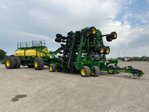 2024 John Deere N560F-C850T Air Seeder