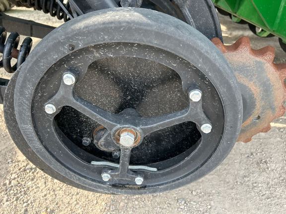 2024 John Deere N560F-C850T Air Seeder