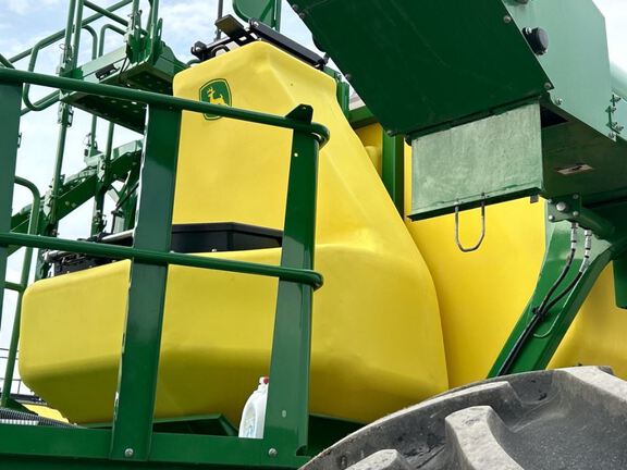 2024 John Deere N560F-C850T Air Seeder