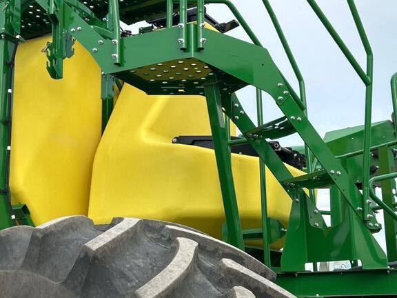 2024 John Deere N560F-C850T Air Seeder