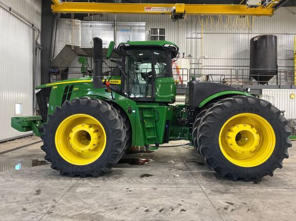 2024 John Deere 9R 590 Tractor 4WD