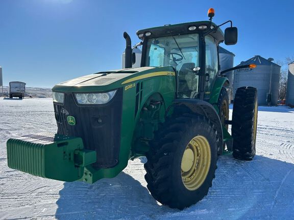 2013 John Deere 8285R Tractor