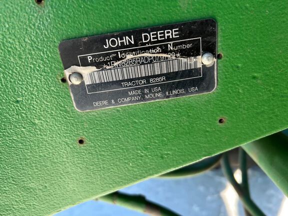 2013 John Deere 8285R Tractor