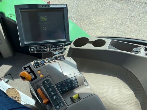 2020 John Deere 9620RX Tractor Rubber Track