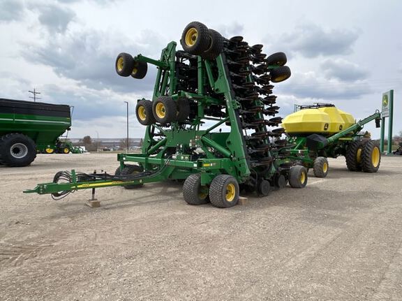 2012 John Deere 1890 Air Seeder