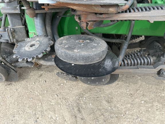2012 John Deere 1890 Air Seeder