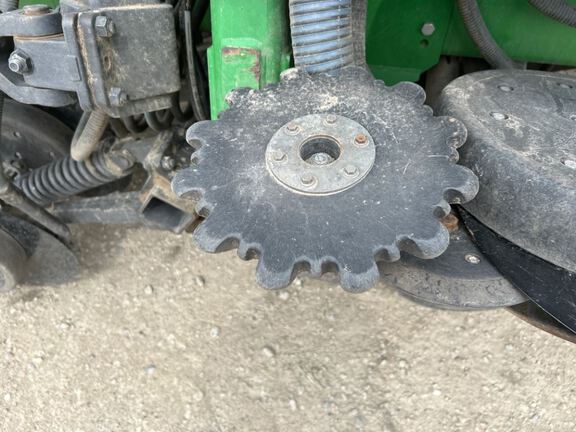 2012 John Deere 1890 Air Seeder