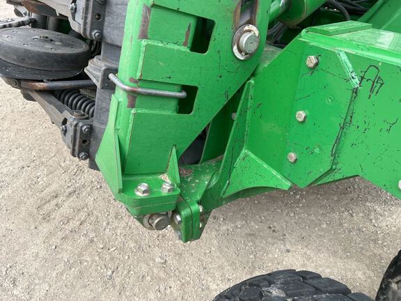 2012 John Deere 1890 Air Seeder
