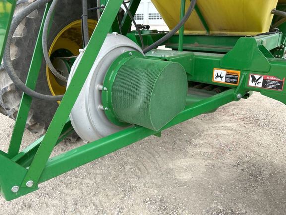 2012 John Deere 1890 Air Seeder
