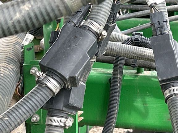 2012 John Deere 1890 Air Seeder