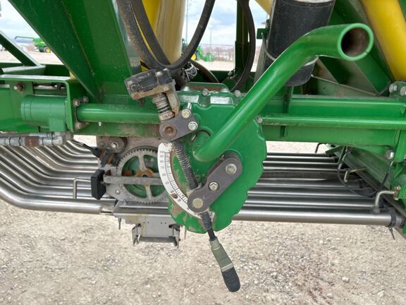 2012 John Deere 1890 Air Seeder
