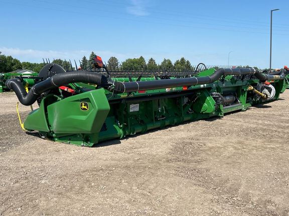 2022 John Deere RD40F Header Combine