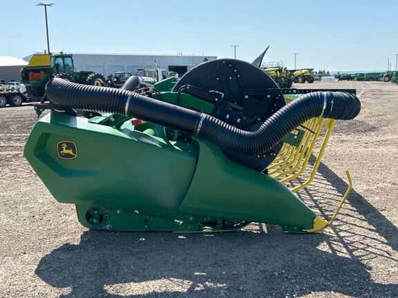 2022 John Deere RD40F Header Combine