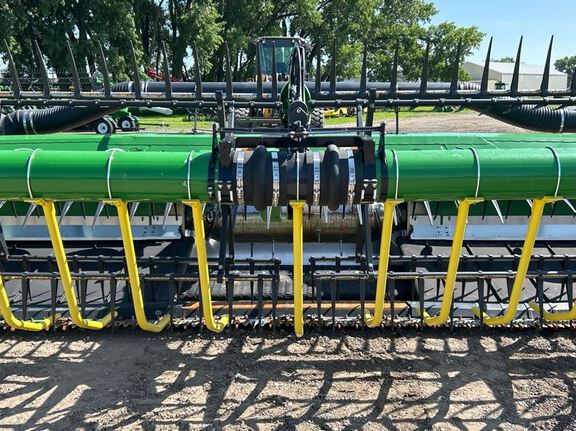 2022 John Deere RD40F Header Combine