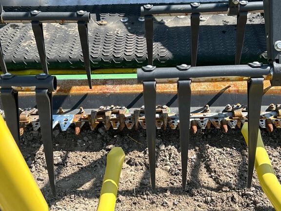 2022 John Deere RD40F Header Combine