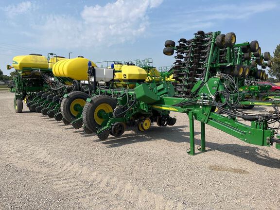 2014 John Deere 1770NT Planter