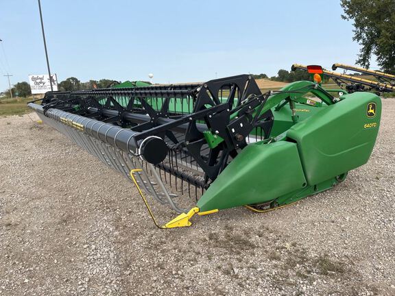 2014 John Deere 640FD Header Combine