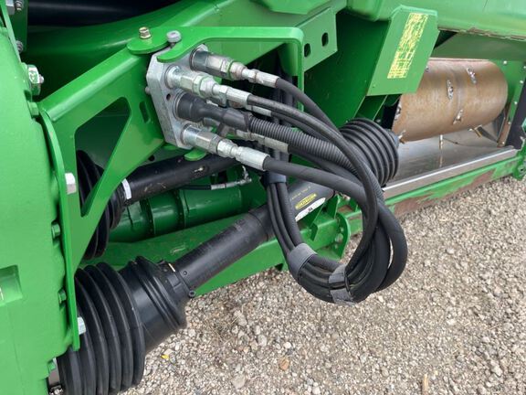 2014 John Deere 640FD Header Combine