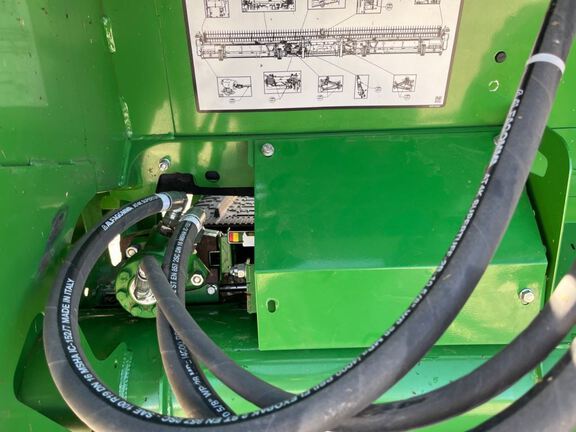 2022 John Deere HD40F Header Combine