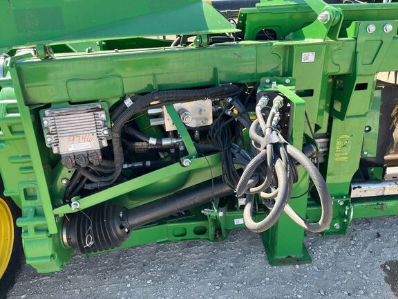 2022 John Deere HD40F Header Combine