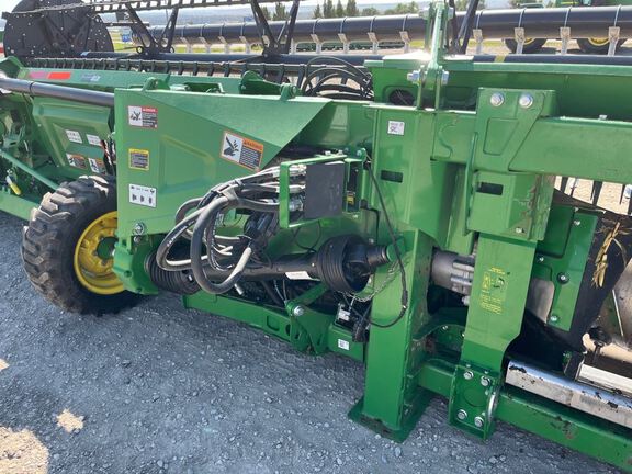 2022 John Deere HD40F Header Combine