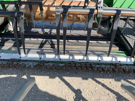 2022 John Deere HD40F Header Combine