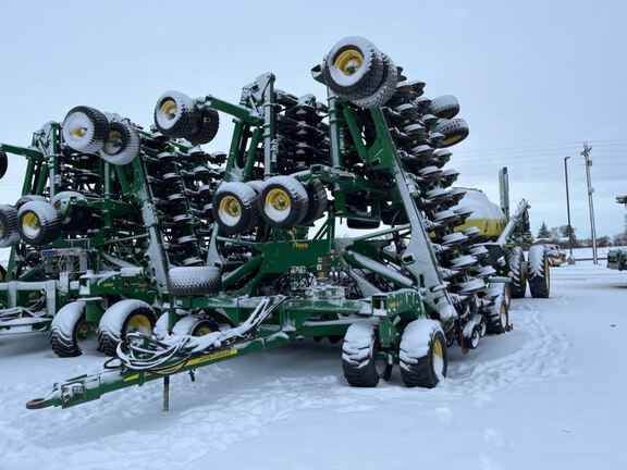 2012 John Deere 1890 Air Seeder