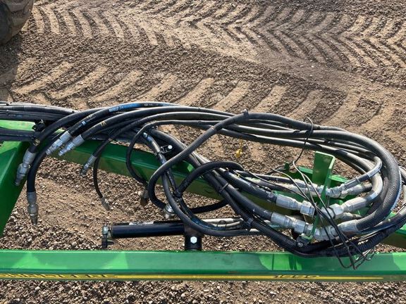 2012 John Deere 1890 Air Seeder