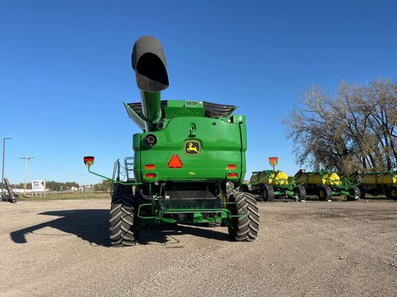 2023 John Deere S780 Combine