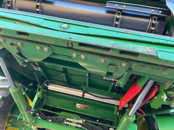 2023 John Deere S780 Combine