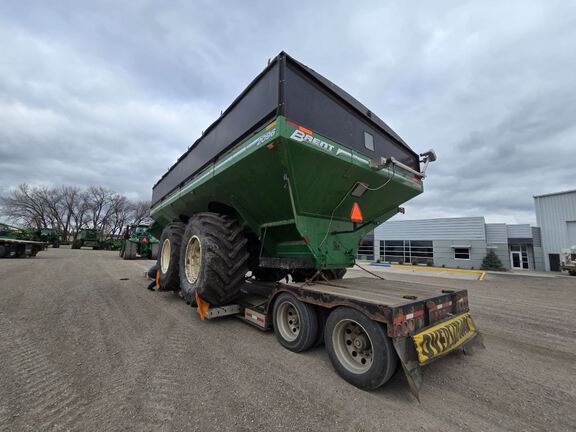 2014 Brent 2096 Grain Cart