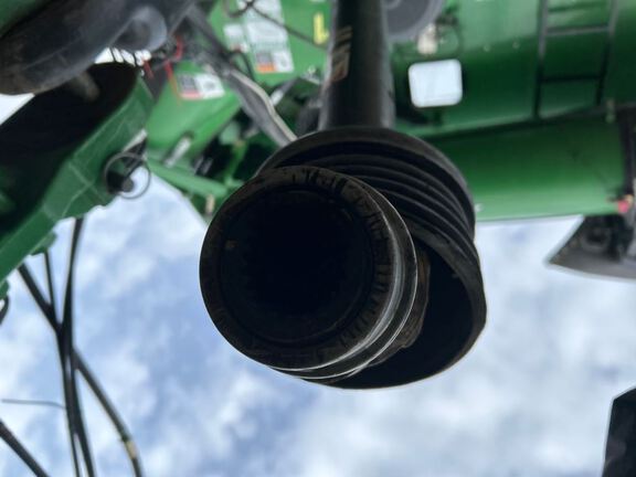 2014 Brent 2096 Grain Cart