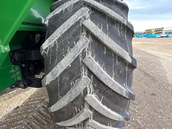 2014 Brent 2096 Grain Cart