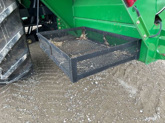 2014 Brent 2096 Grain Cart