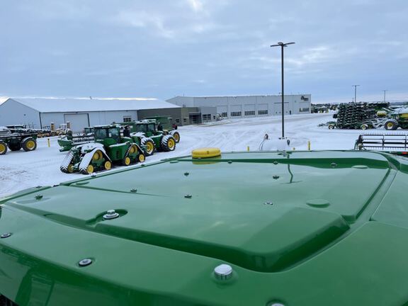 2025 John Deere 412R Sprayer/High Clearance